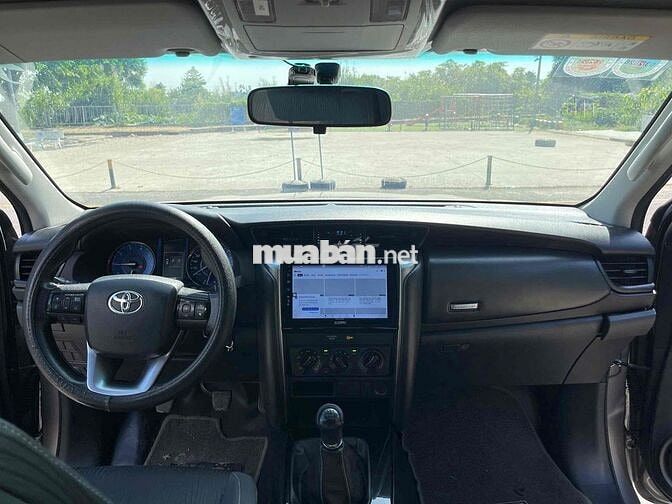 Toyota Fortuner 2021 2.4G 4x2 MT - 86000 km