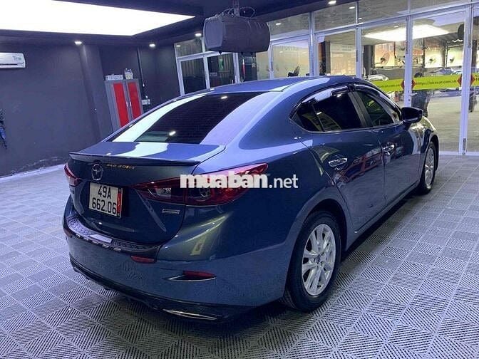Mazda 3 2017 1.5 Sedan - 78000 km