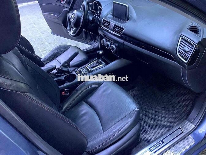 Mazda 3 2017 1.5 Sedan - 78000 km