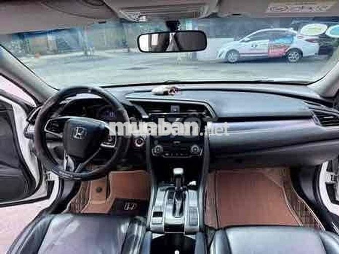 Honda Civic 2018 1.8 E - 70000 km