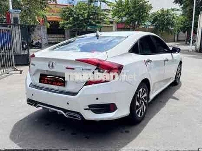 Honda Civic 2018 1.8 E - 70000 km