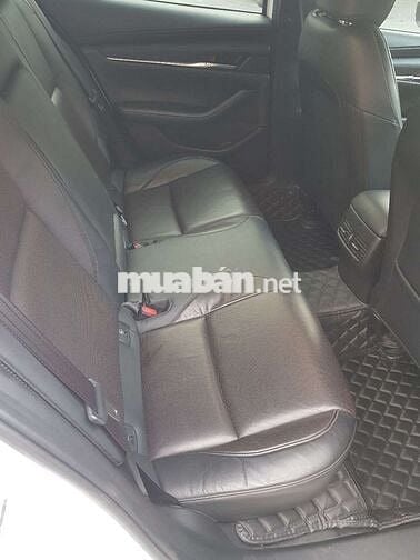 Mazda 3 2023 1.5L Premium - 21000 km