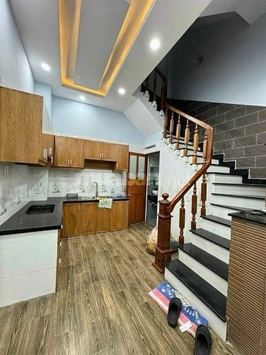 Thanh lý nhà Lý Chính Thắng, Quận 3. GIÁ 4TỶ850. DT 48m2. SHR HXH
