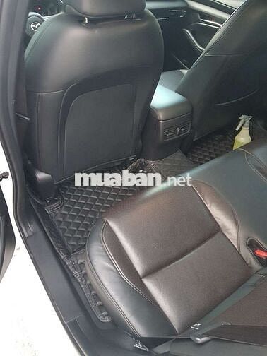 Mazda 3 2023 1.5L Premium - 21000 km