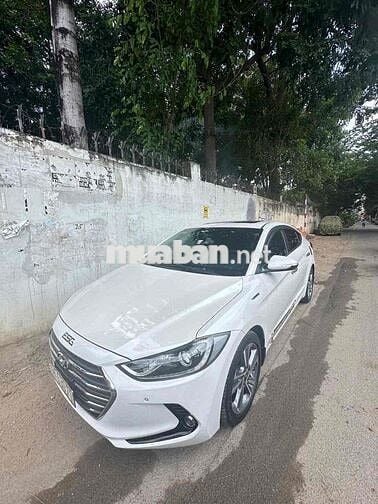 Hyundai Elantra 2017 2.0 AT - 74000 km