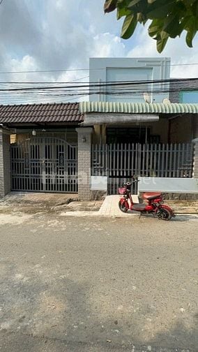 Vã lắm rồi bán nhà Đ. Nhữ Tiến Hiến, Củ Chi 125m2 shr. Giá bán 700tr