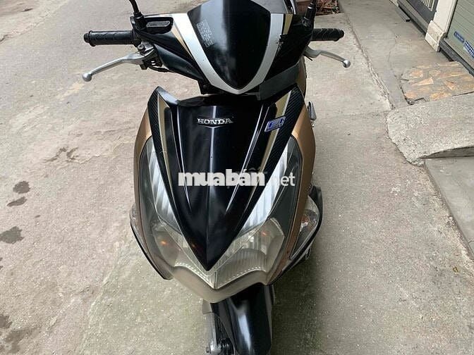 Xe nhà dùng bán AIRBLADE cuối 2012 FI nguyên bản