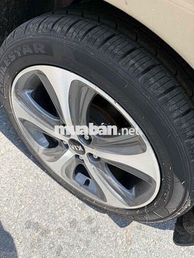 Kia Rondo 2016 1.7 Số tự động máy dầu - 91000 km