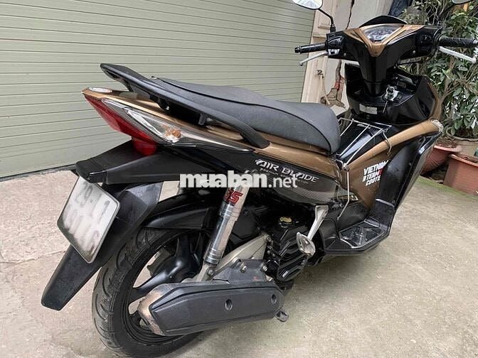 Xe nhà dùng bán AIRBLADE cuối 2012 FI nguyên bản