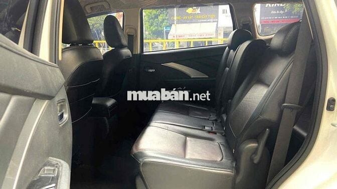 Mitsubishi Xpander Cross Xe 7 Chỗ Gia Đình Giá Tôt