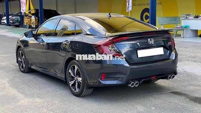 Honda Civic mẫu xe Sedan Kiểu dáng Thể Thao Đẹp
