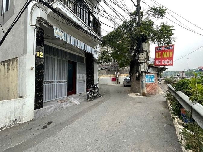 Nhà mặt phố chính chủ cần bán gấp  