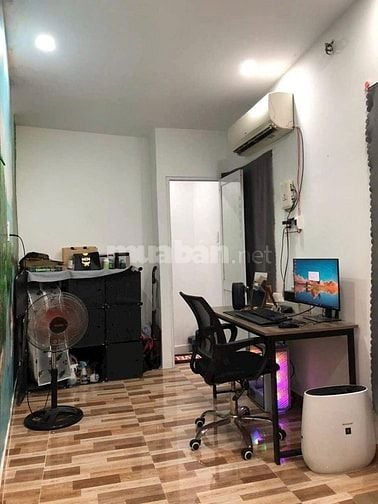 Bán nhà Huỳnh Văn Bánh , P13, 14m2 , 1,75tỷ bớt Lộc . LH 0866408299