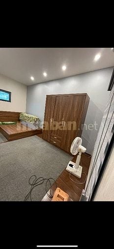 Cho thuê hoặc bán nhà khu vực chợ hoa Quảng An, Tây Hồ
