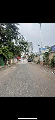 Cho thuê hoặc bán nhà khu vực chợ hoa Quảng An, Tây Hồ