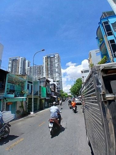 NÓNG BỎNG ! GIA PHÚ P1 Q6 - ĐỐI DIỆN TRƯỜNG HỌC (3,8X19) CHỈ 15,5 TỶ 