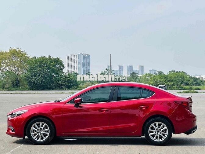Mazda 3 2018 bản kỉ niệm đã có ghế điện rất mới