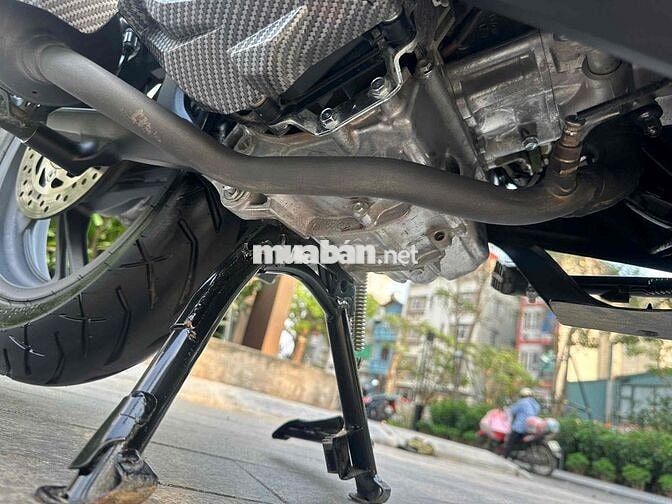 Siêu phẩm SH 160 ABS 4/2025 xám xi măng -400km