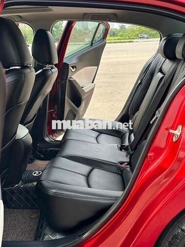 Mazda 3 2018 bản kỉ niệm đã có ghế điện rất mới