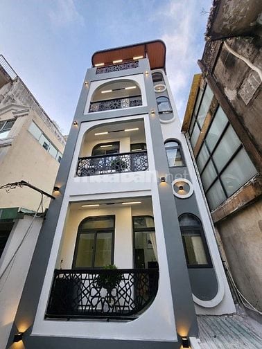 BÁN NHÀ 5 TẦNG ĐƯỜNG LÊ THÁNH TÔN,PHƯỜNG BẾN THÀNH,QUẬN 1