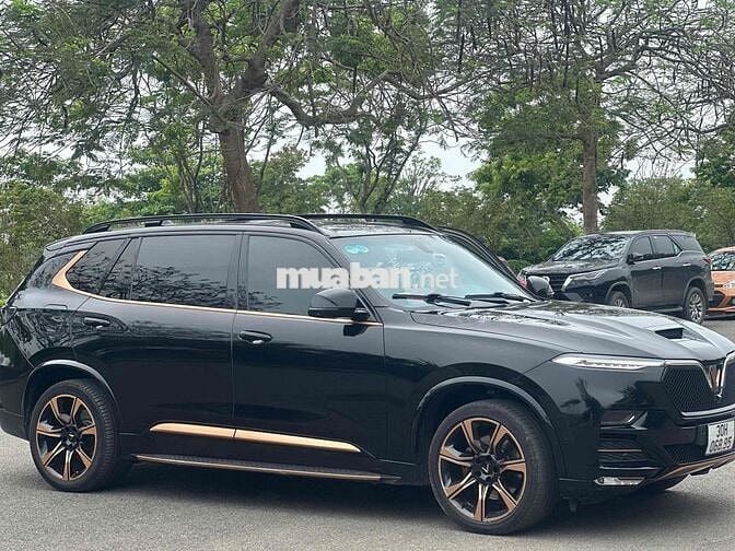 VinFast President 2021 - 69000 km cực mới