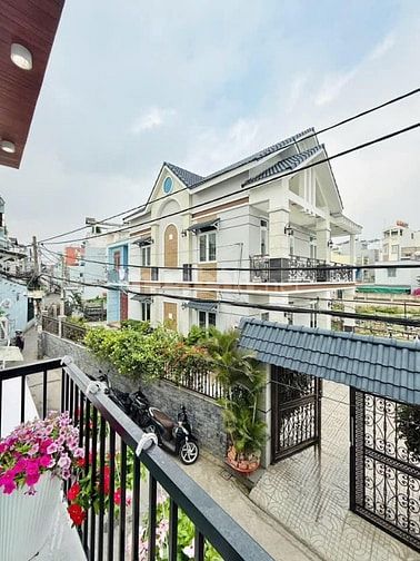 Nhà 8 x 4 đúc 1 trệt 1 lầu hẻm 4m đường số 1 p16 gò vấp 