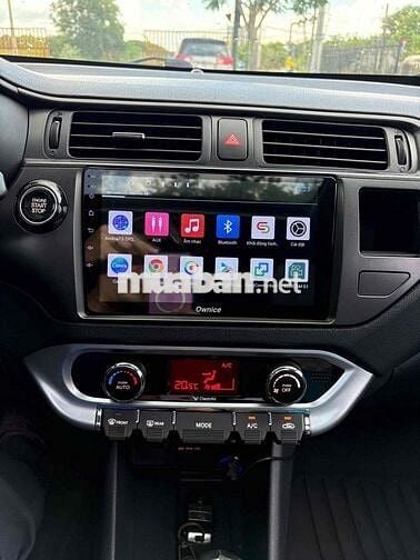 Kia Rio 2014 1.4 AT Sedan - 100000 km