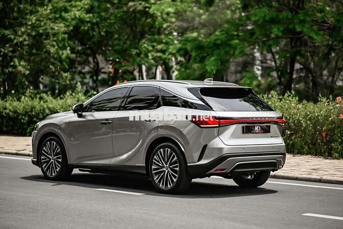 Lexus RX 2023 350 Premium - 17000 km