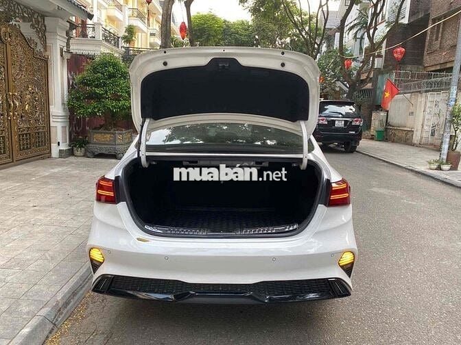 Kia K3 2022 1.6 Premium - 8000 km