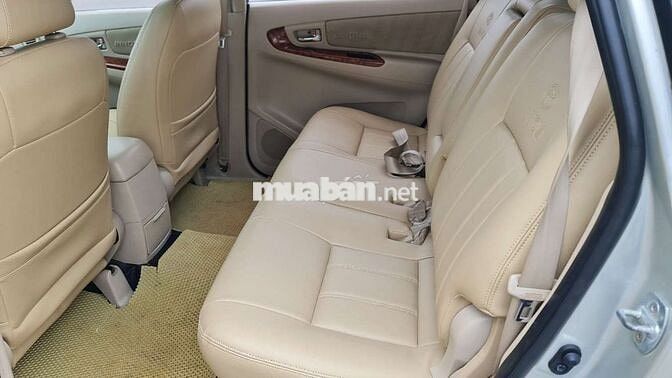 Toyota Innova 2008 G - 180000 km