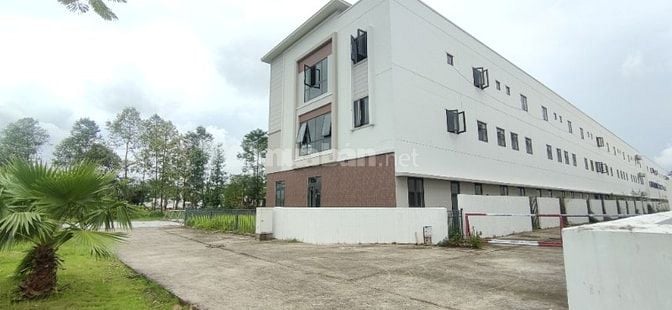 BÁN NHÀ LÔ GÓC  – VỊ TRÍ ĐẮC ĐỊA TẠI CENTA RIVERSIDE TỪ SƠN