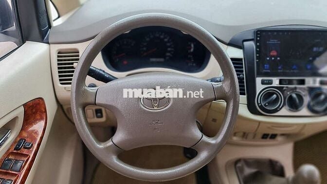 Toyota Innova 2008 G - 180000 km