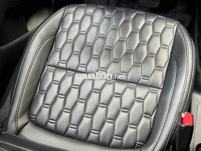 Kia Seltos 2023 Luxury lướt 3.450km tiết kiệm 150🥔