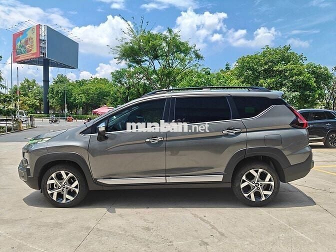 Mitsubishi Xpander Cross 2024  - 5000 km