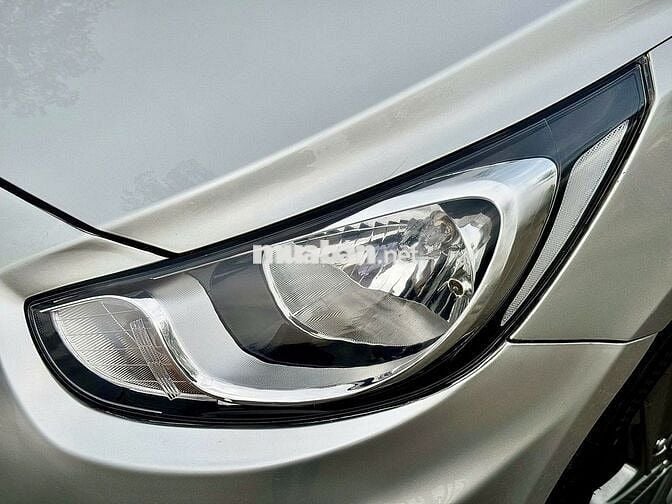 Hyundai Accent 2012 1.4 AT