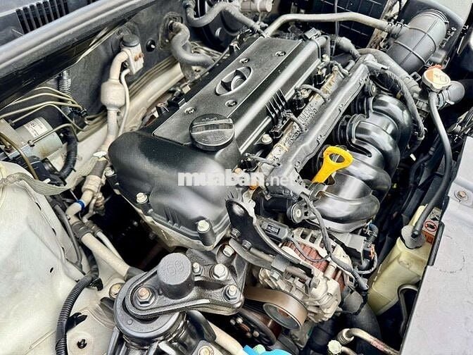 Hyundai Accent 2012 1.4 AT