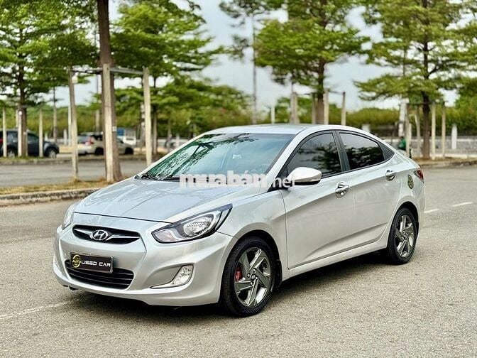Hyundai Accent 2012 1.4 AT