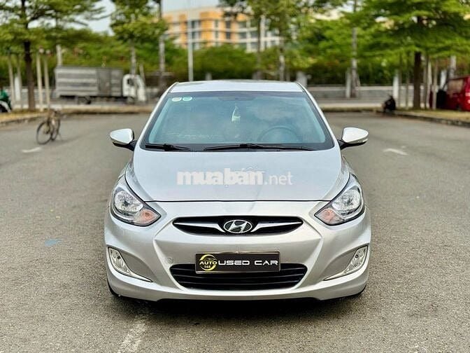 Hyundai Accent 2012 1.4 AT