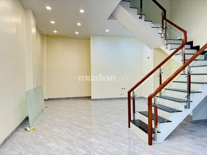 BÁN NHÀ CHÍNH CHỦ – VỊ TRÍ ĐẸP, GIÁ TỐT, SỔ HỒNG RIÊNG 