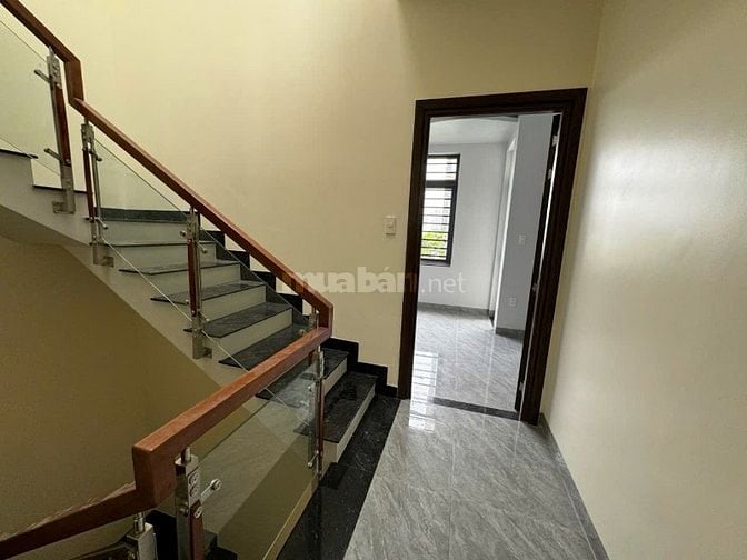 BÁN NHÀ CHÍNH CHỦ – VỊ TRÍ ĐẸP, GIÁ TỐT, SỔ HỒNG RIÊNG 
