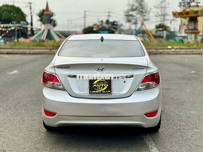 Hyundai Accent 2012 1.4 AT