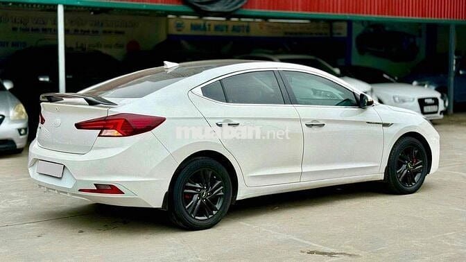 Hyundai Elantra 2019 1.6AT - 60000 km