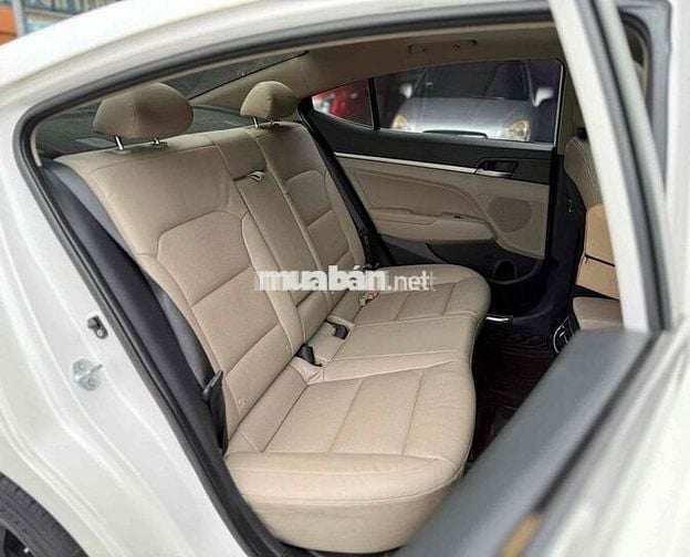 Hyundai Elantra 2019 1.6AT - 60000 km