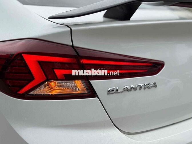 Hyundai Elantra 2019 1.6AT - 60000 km