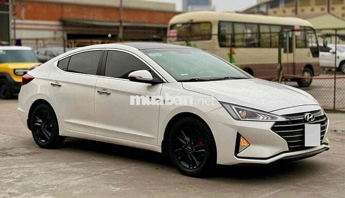 Hyundai Elantra 2019 1.6AT - 60000 km