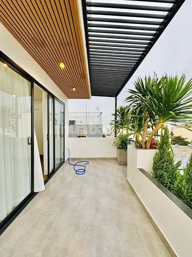Chính chủ bán nhà 56m2 xây 5 lầu Đoàn Như Hải,Q4. Gần cầu Khánh Hội.