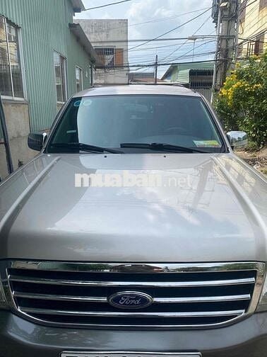 Ford Everest 2005 Gasoline XL 4x2 - 11111 km