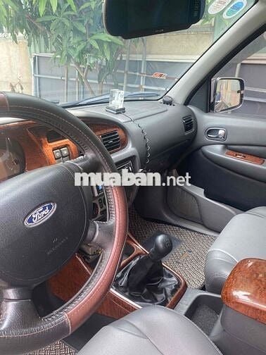 Ford Everest 2005 Gasoline XL 4x2 - 11111 km