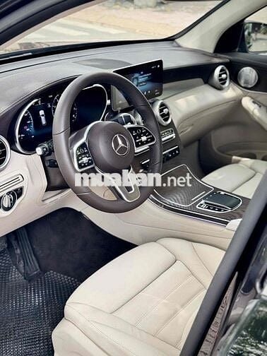 Mercedes Benz GLC 200 4matic model 2020 1 chủ