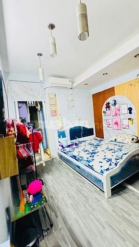 Bán nhà mặt tiền đường số 33 , 61m2 ,nhỉnh 10 Tỷ 